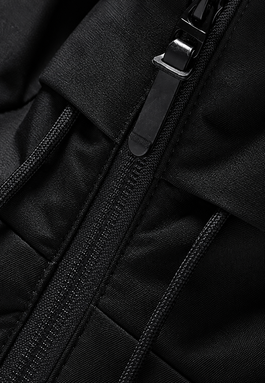 Veste matelassée homme à capuche réglable coupe classique finition mate - Nereo