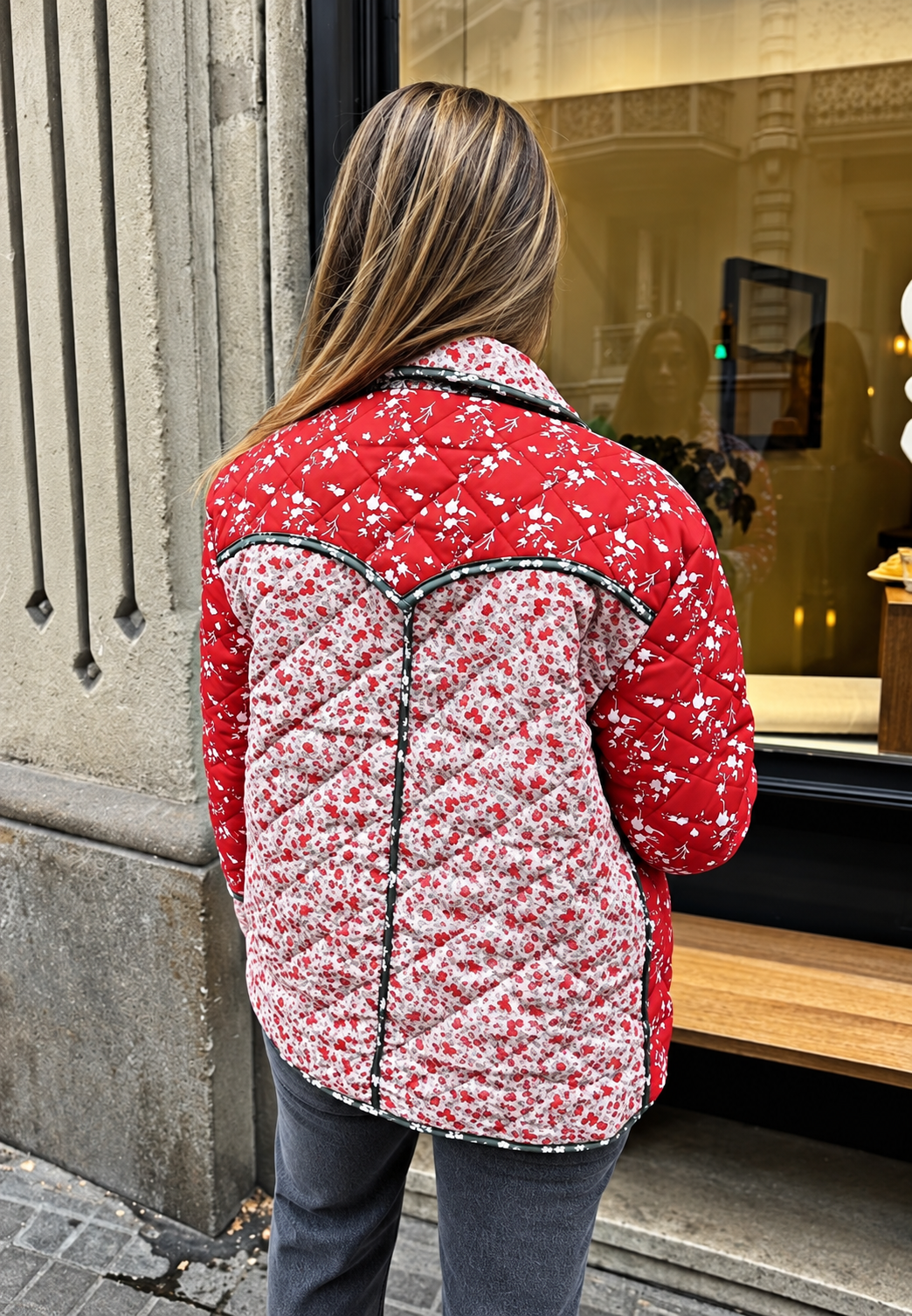 Veste matelassée femme en patchwork floral à boutons - Belemina
