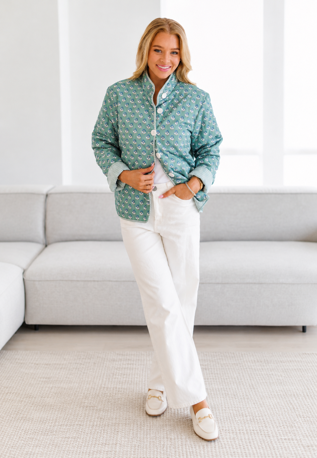 Veste matelassée femme à micro-imprimé floral, col montant et boutons - Bodil