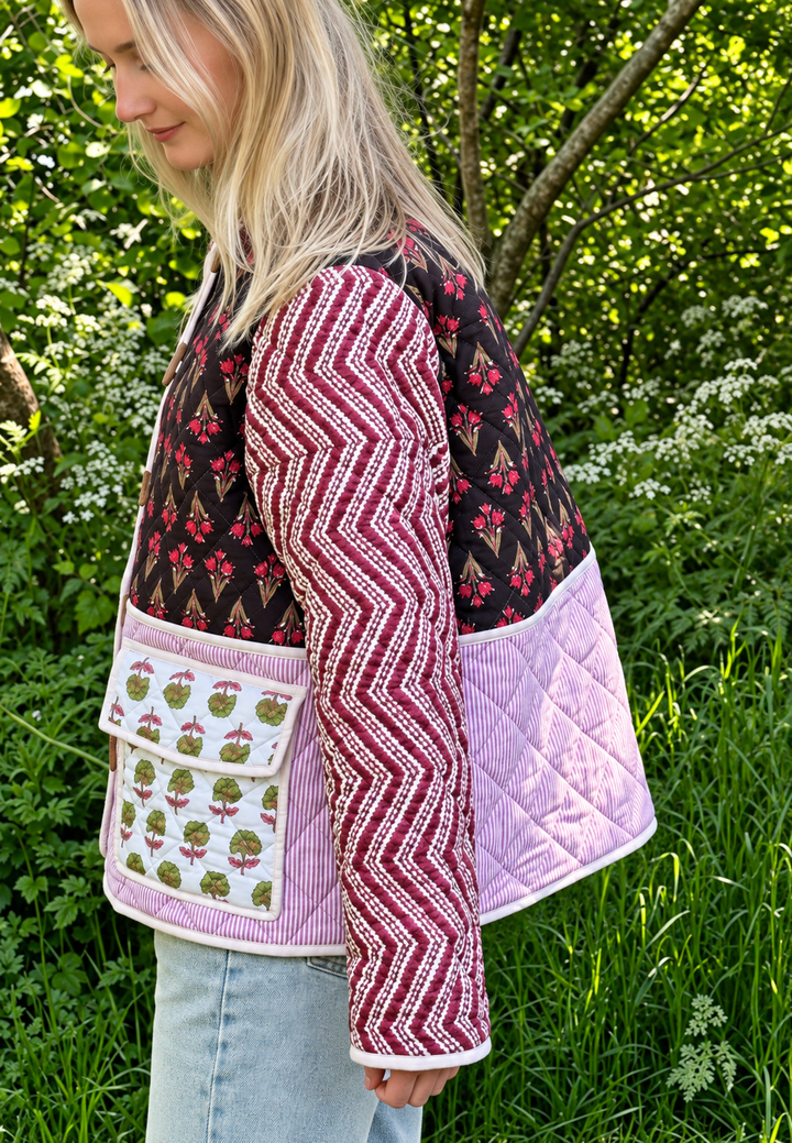 Veste matelassée fleurie femme à manches zigzag et boutons - Adriane