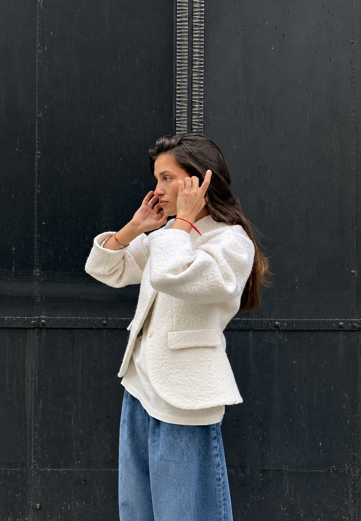 Veste courte femme effet bouclé à poches à rabat - Martina