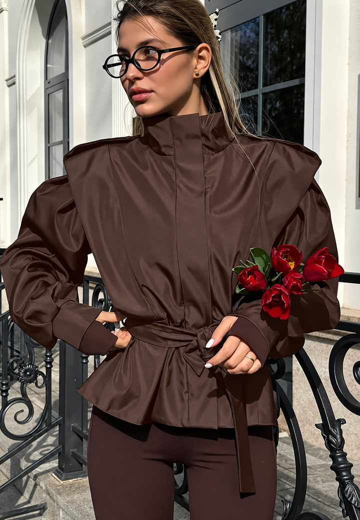 Veste femme courte à basque, ceinture et épaulettes - Valen