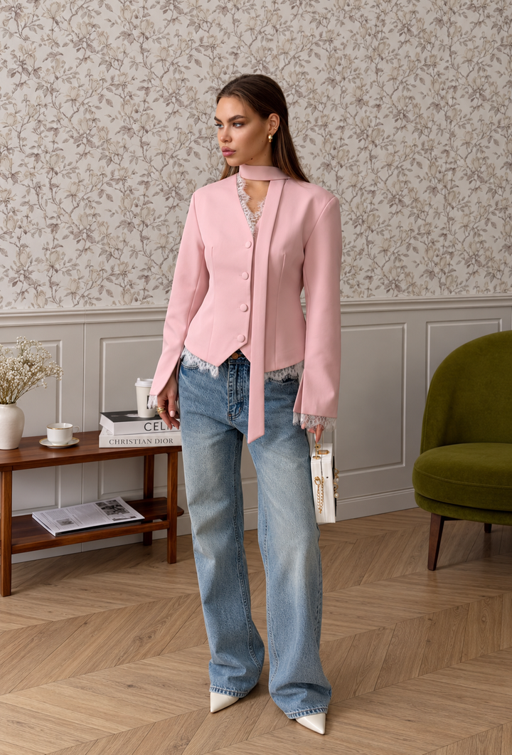 Veste élégante à détails en dentelle et boutons - Ayla
