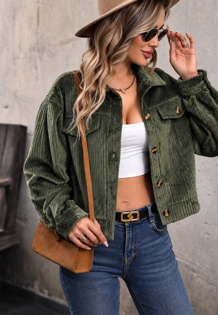 Veste courte en velours côtelé pour femme, col chemise, poches à rabat - Clémence