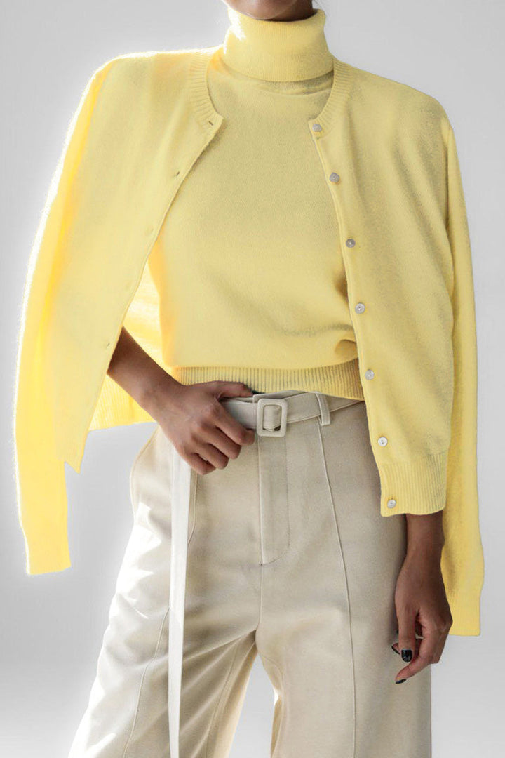 Ensemble en maille pour femme : haut à col roulé sans manches et cardigan court - Celia