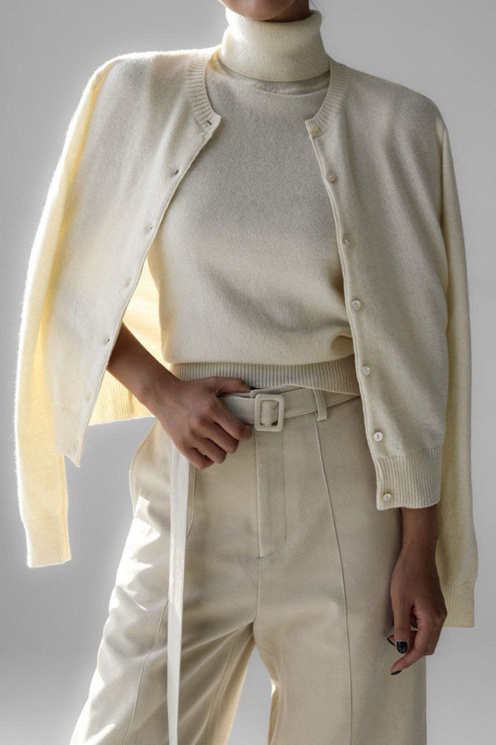 Ensemble en maille pour femme : haut à col roulé sans manches et cardigan court - Celia