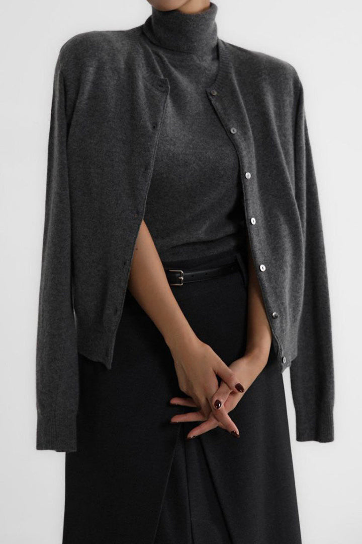 Ensemble en maille pour femme : haut à col roulé sans manches et cardigan court - Celia
