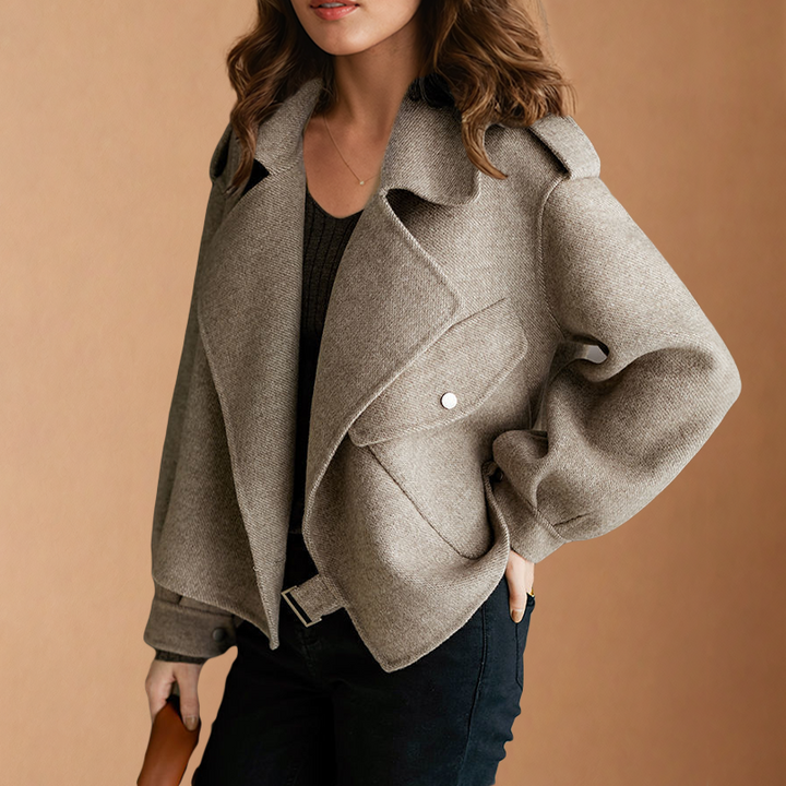 Veste courte à revers larges pour femmes - Bryndis