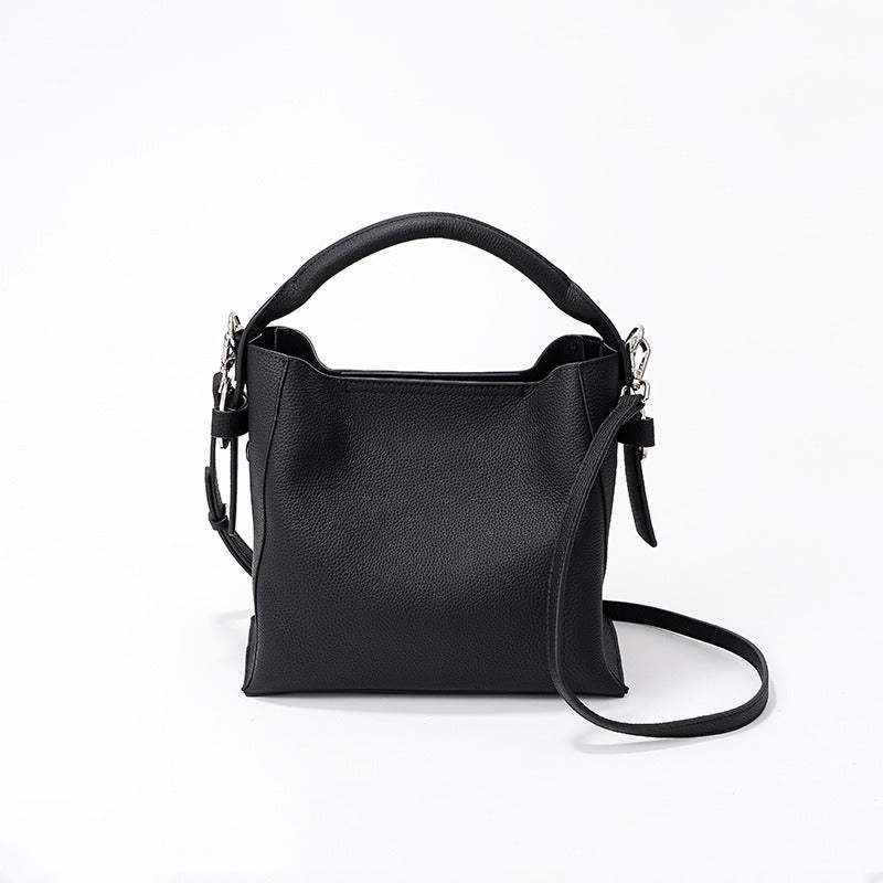Sac seau pour femme en cuir véritable au design structuré - Bleu clair