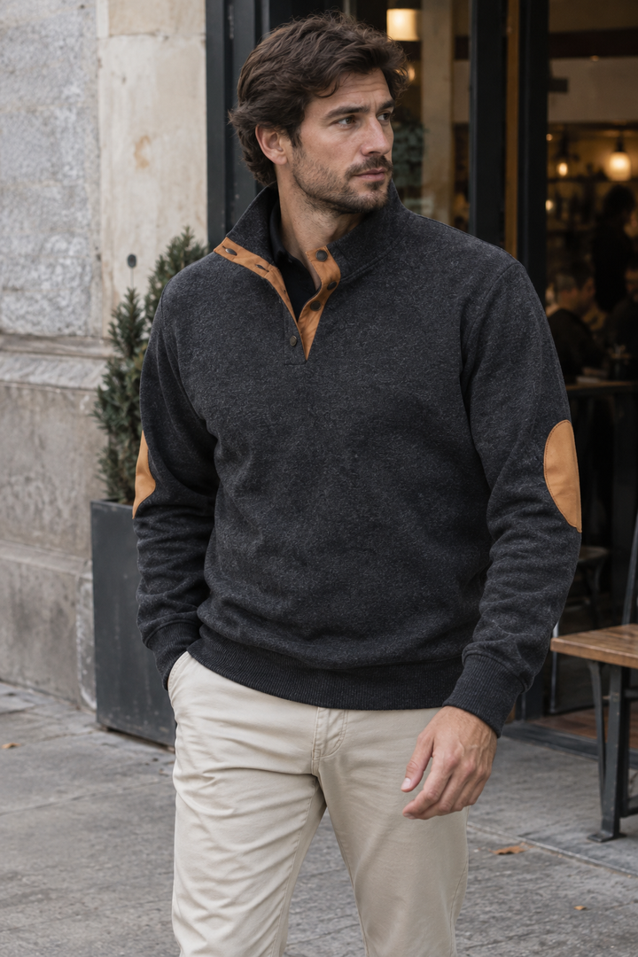 Pull homme à col montant, boutons et coudières contrastées - Thorben