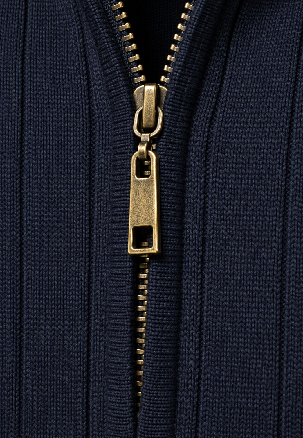 Pull homme à demi-fermeture éclair, col montant et motif côtelé - Mikkel