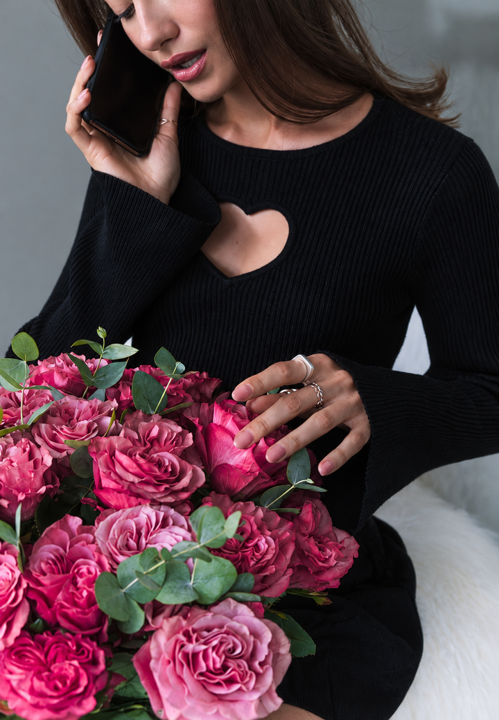 Pull femme côtelé découpe cœur coupe ajustée manches évasées - Sabina