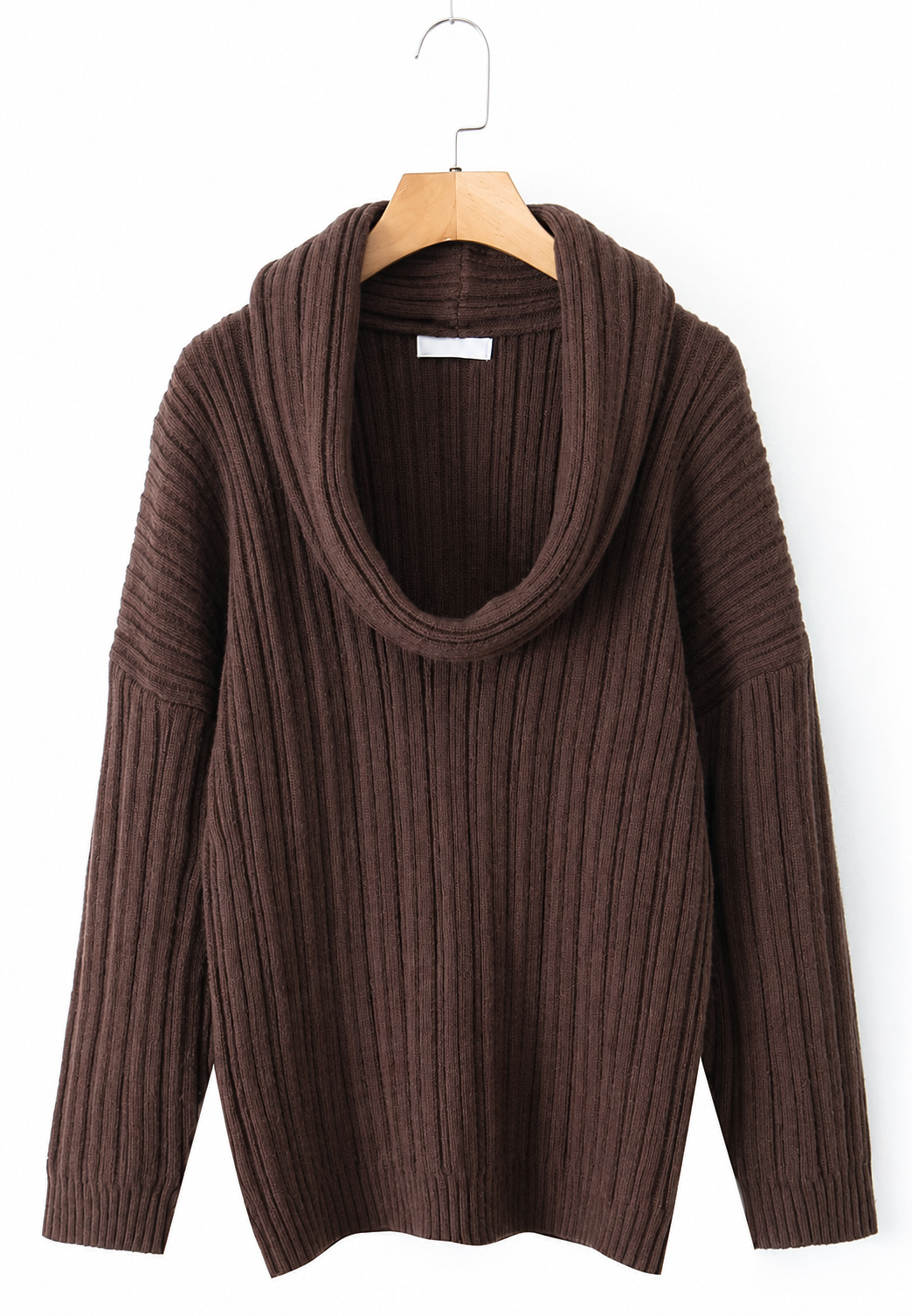 Pull femme à encolure asymétrique et épaule dénudée - Séverine