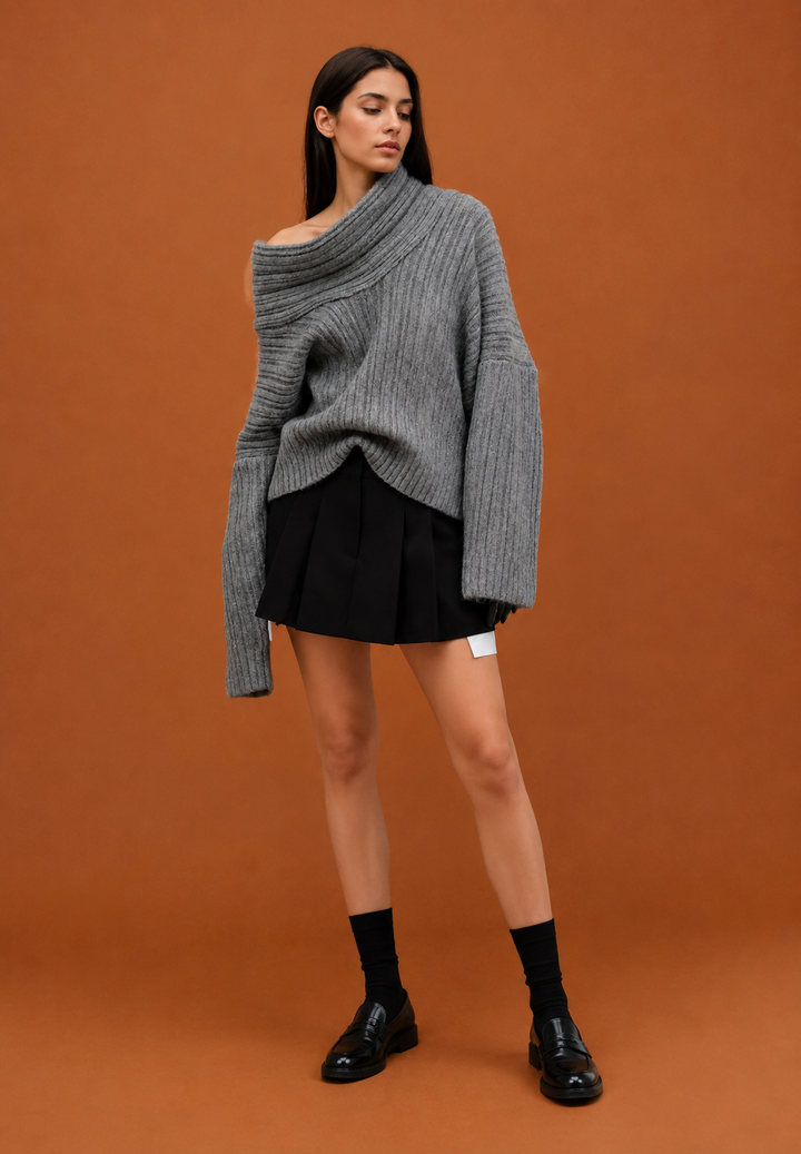 Pull femme à encolure asymétrique et épaule dénudée - Séverine