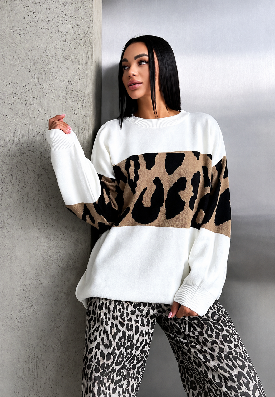 Pull femme oversize à imprimé léopard et blocs de couleur - Delphine