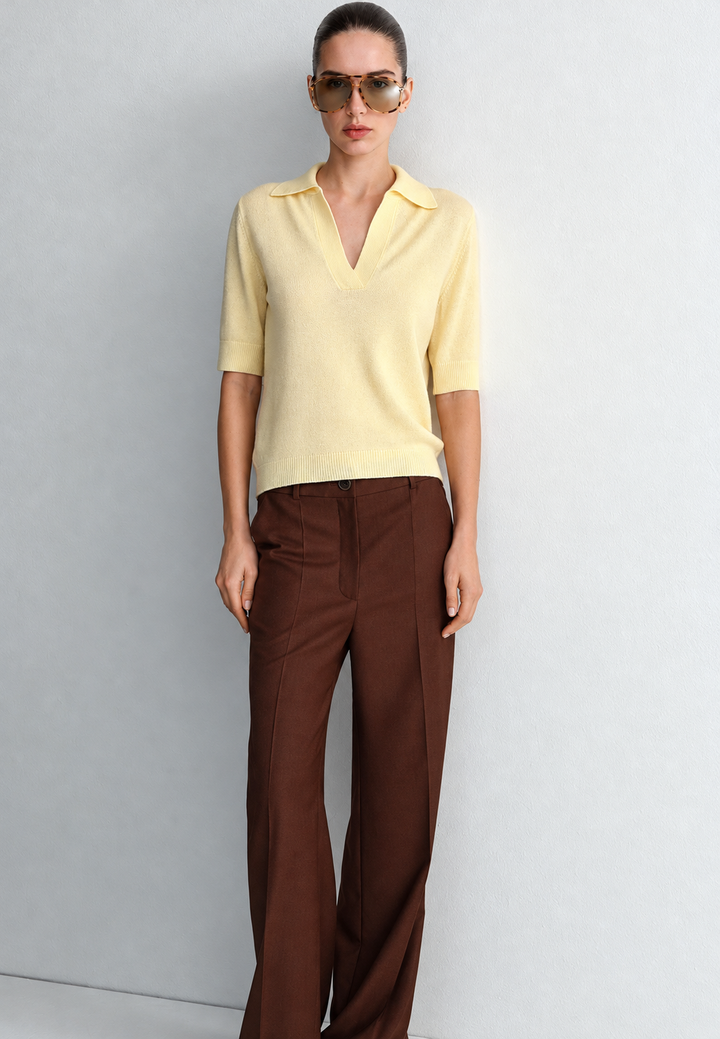 Pull femme en maille fine col polo manches courtes col V - Lidia