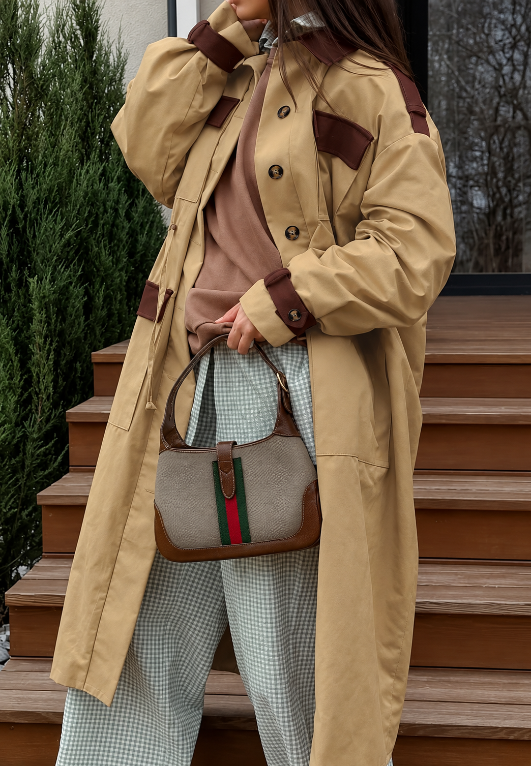 Parka femme longue à poches cargo et taille ajustable - Alondra