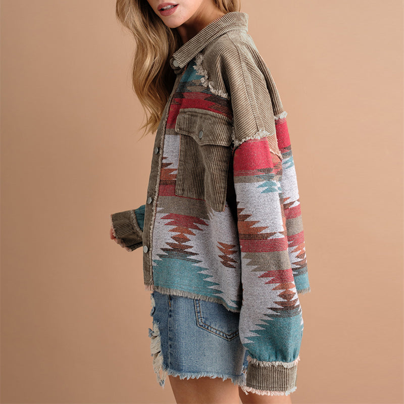 Chemise-veste pour femme en velours côtelé jacquard avec poches - Océane